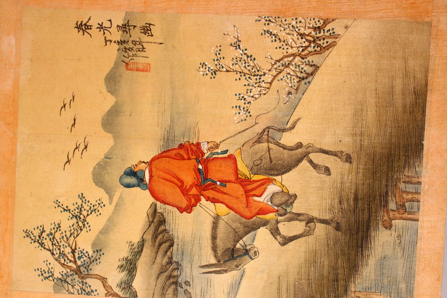 A COLLECTION OF FIVE CHINESE PAINTINGS ON PAPER, depicting scholars, birds, and a figure on a - Image 6 of 7