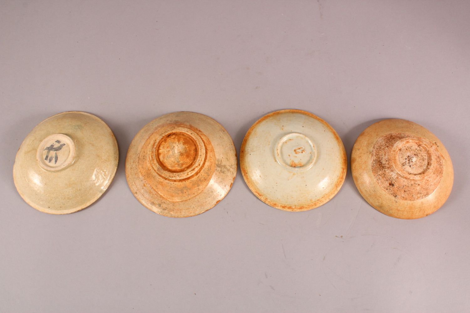 FOUR EARLY CHINESE POTTERY BOWLS, of varying style and size (4) - Image 2 of 2