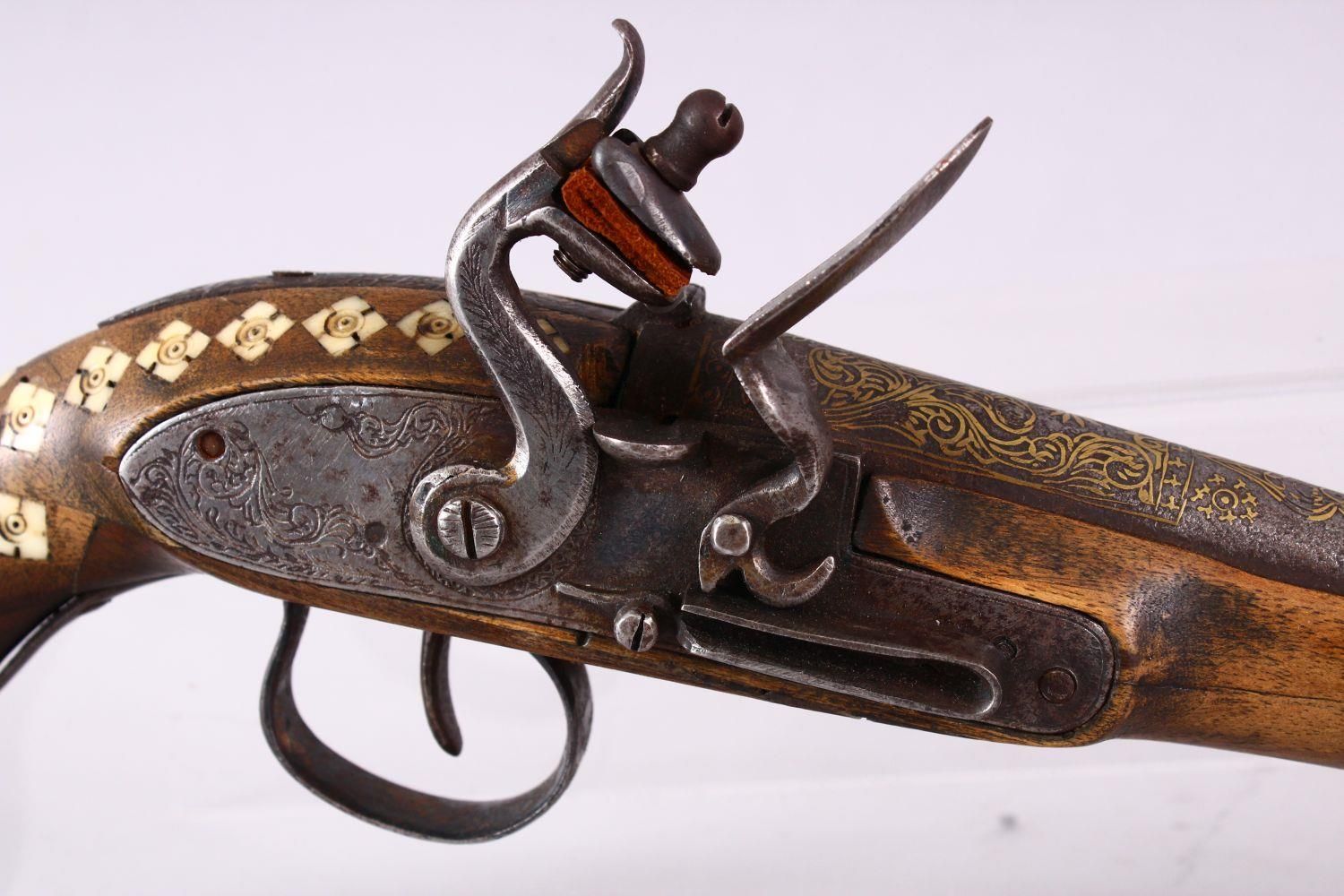 A 19TH CENTURY PERSIAN QAJAR FLINTLOCK PISTOL, with a very fine signed gold inlaid steel barrel, - Image 2 of 9