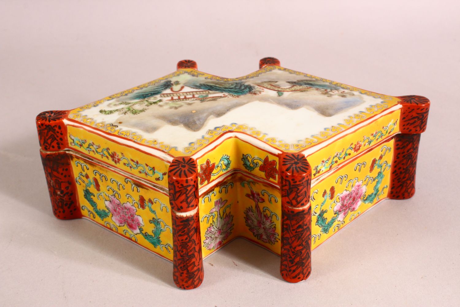 A CHINESE FAMILLE ROSE PORCELAIN BOX & COVER - the li decorated with a landscape view with a red - Image 3 of 7