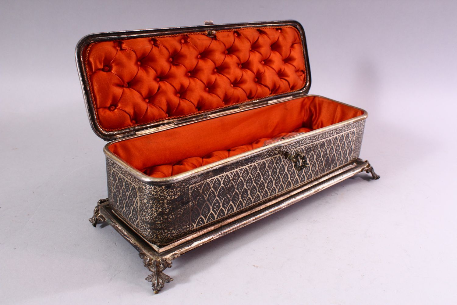 A BIDRI STYLE RECTANGULAR HINGED CASKET for the European market, with panels of scrolling - Image 3 of 5