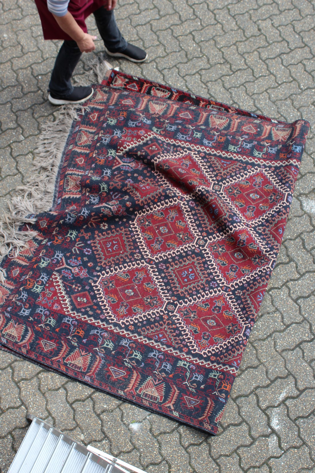 A LARGE PERSIAN CARPET with twenty main medallions 10ft long x 6ft 6ins wide. - Image 2 of 2