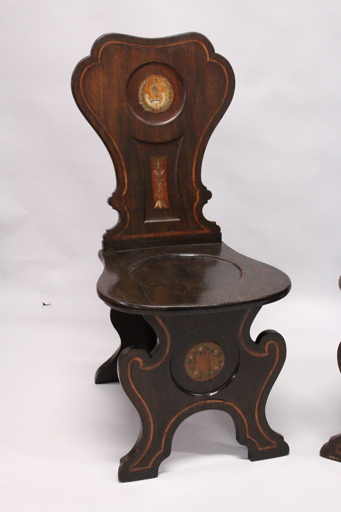 A GOOD PAIR OF REGENCY MAHOGANY HALL CHAIRS with shaped backs with painted crest, solid seats - Image 2 of 8