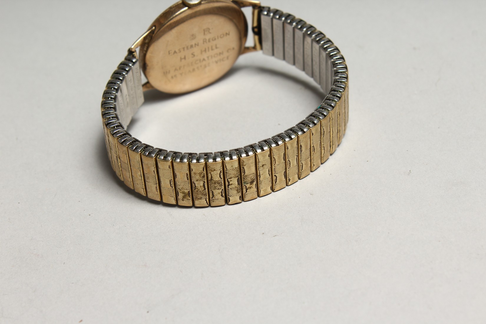 A 9CT GOLD TUDOR ROLEX WRISTWATCH with fixo-flex bracelet. - Image 5 of 6