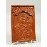 A GREEK CARVED WOOD ICON OF THE MADONNA AND INFANT JESUS. 9ins x 6ins