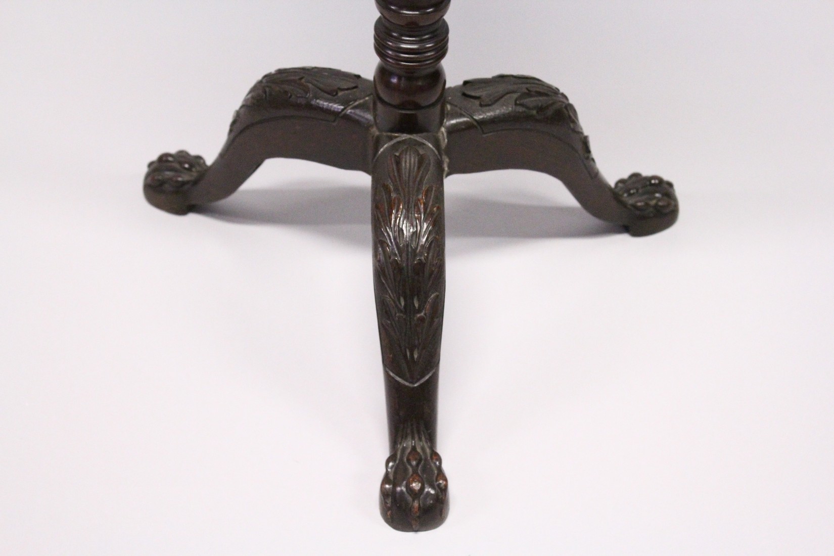A GEORGE III DESIGN MAHOGANY TRIPOD TABLE, with pie-crust top, turned column on three carved legs - Image 3 of 6