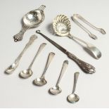 A PAIR OF SILVER TONGS, BUTTON HOOK, 2 MUSTARD SPOONS AND 5 SMALL PLATED ITEMS (9).