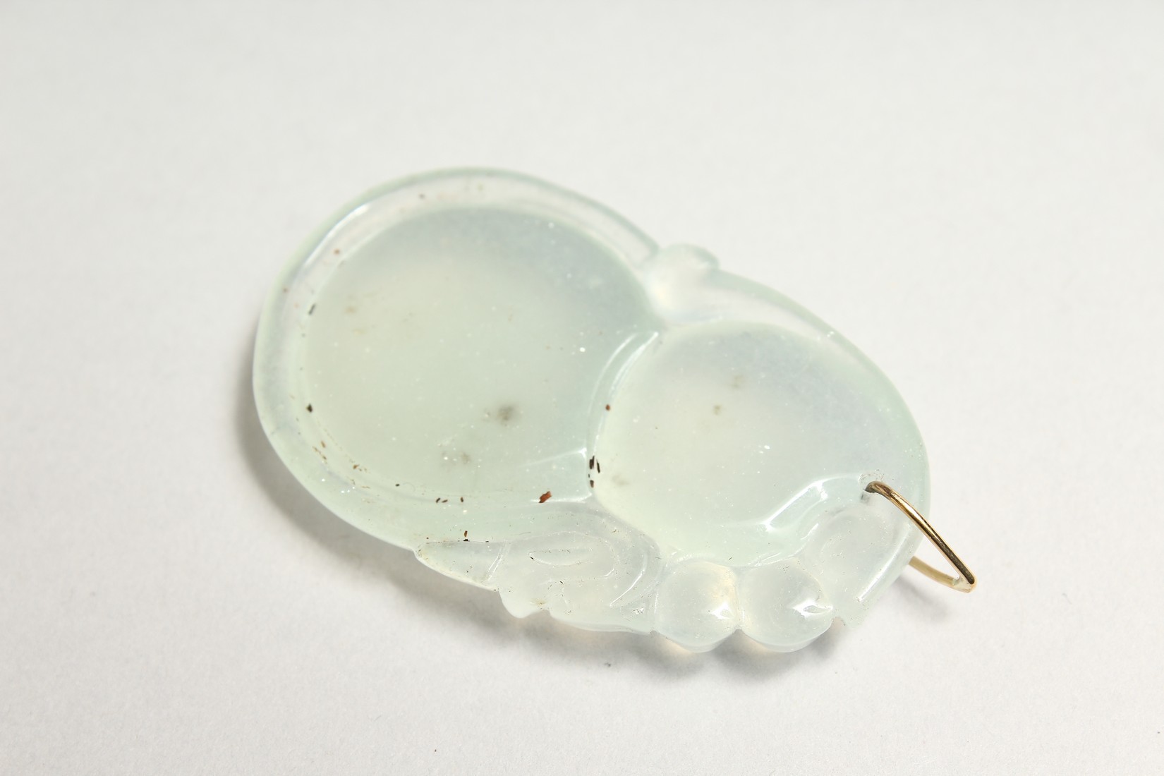 A GOLD TOP ICY JADE PENDANT - Image 2 of 2