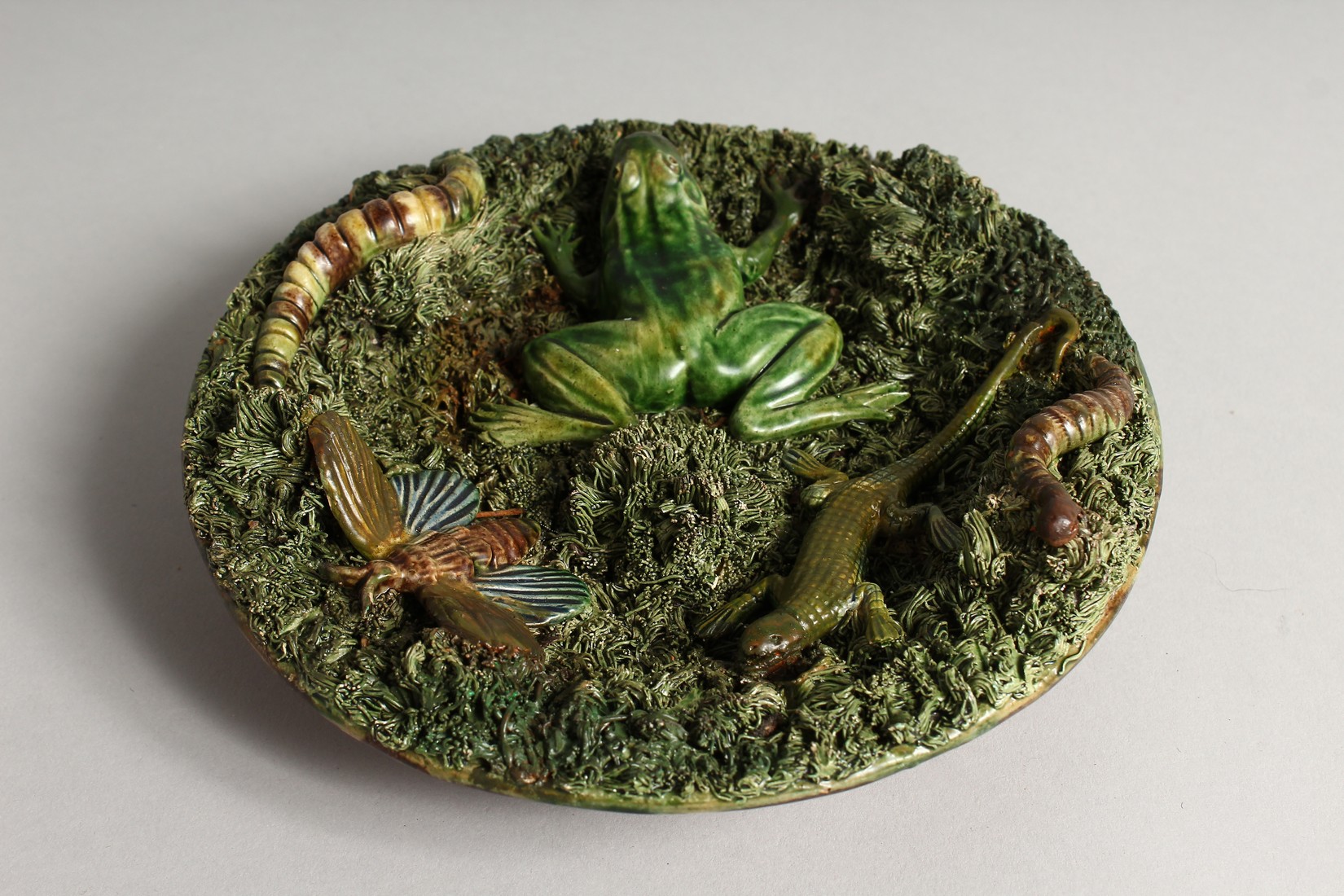 A PALISSY WARE TYPE CIRCULAR DISH, moulded decoration with a frog, lizard etc., impressed mark to - Image 2 of 4