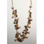 AN 18CT. YELLOW GOLD, FRESHWATER PEARL AND SMOKEY QUARTZ NECKLACE. 40cm long