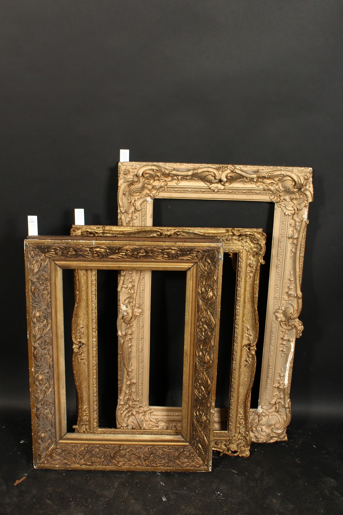 A group of three various 19th century and later frames, rebate sizes 16 x 23 , 40.5cm x 59cm, 16 x - Image 2 of 3