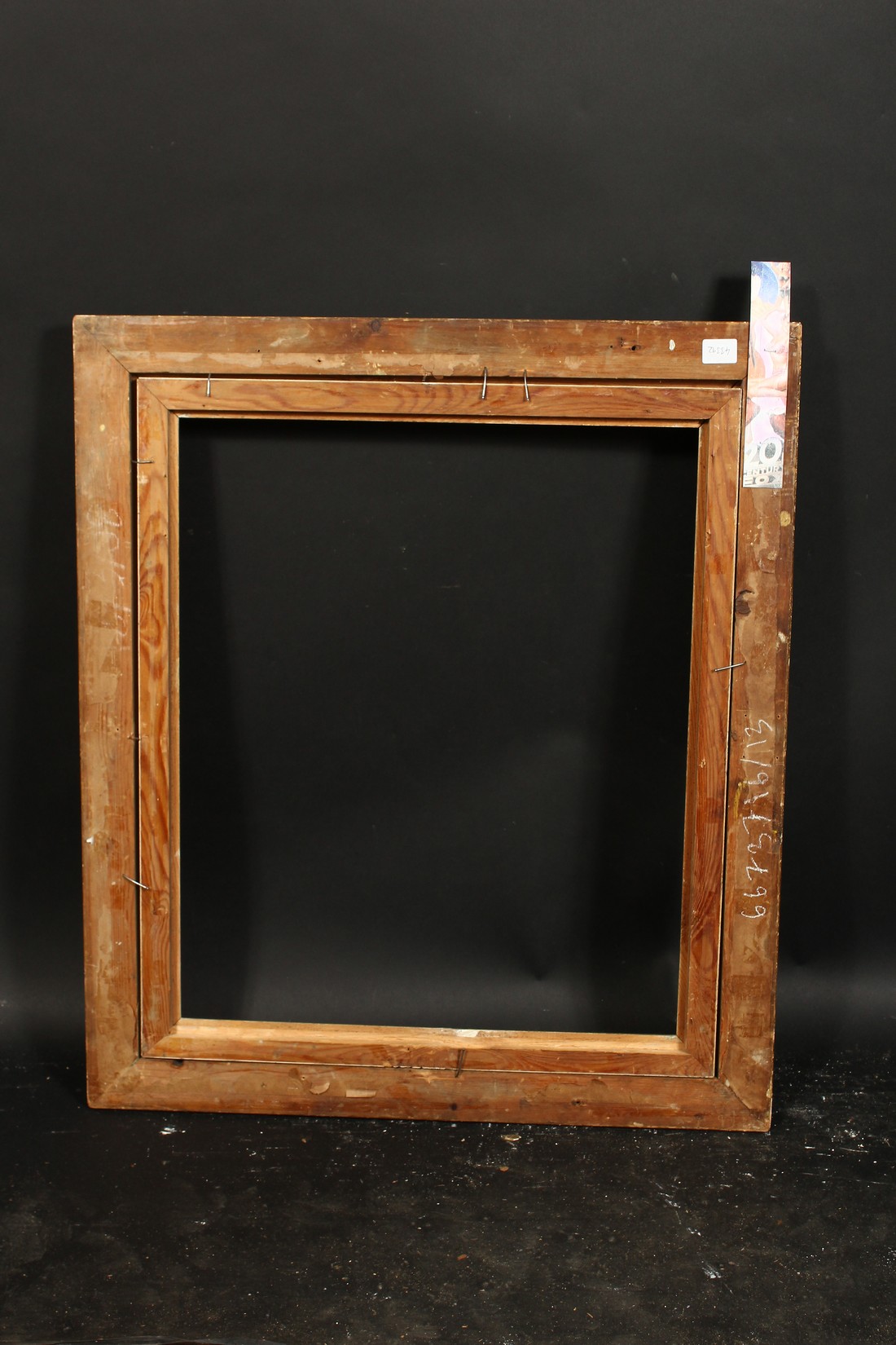 A 19th century Watts style frame, rebate size 20 x 24 , 51cm x 61cm. - Image 3 of 3