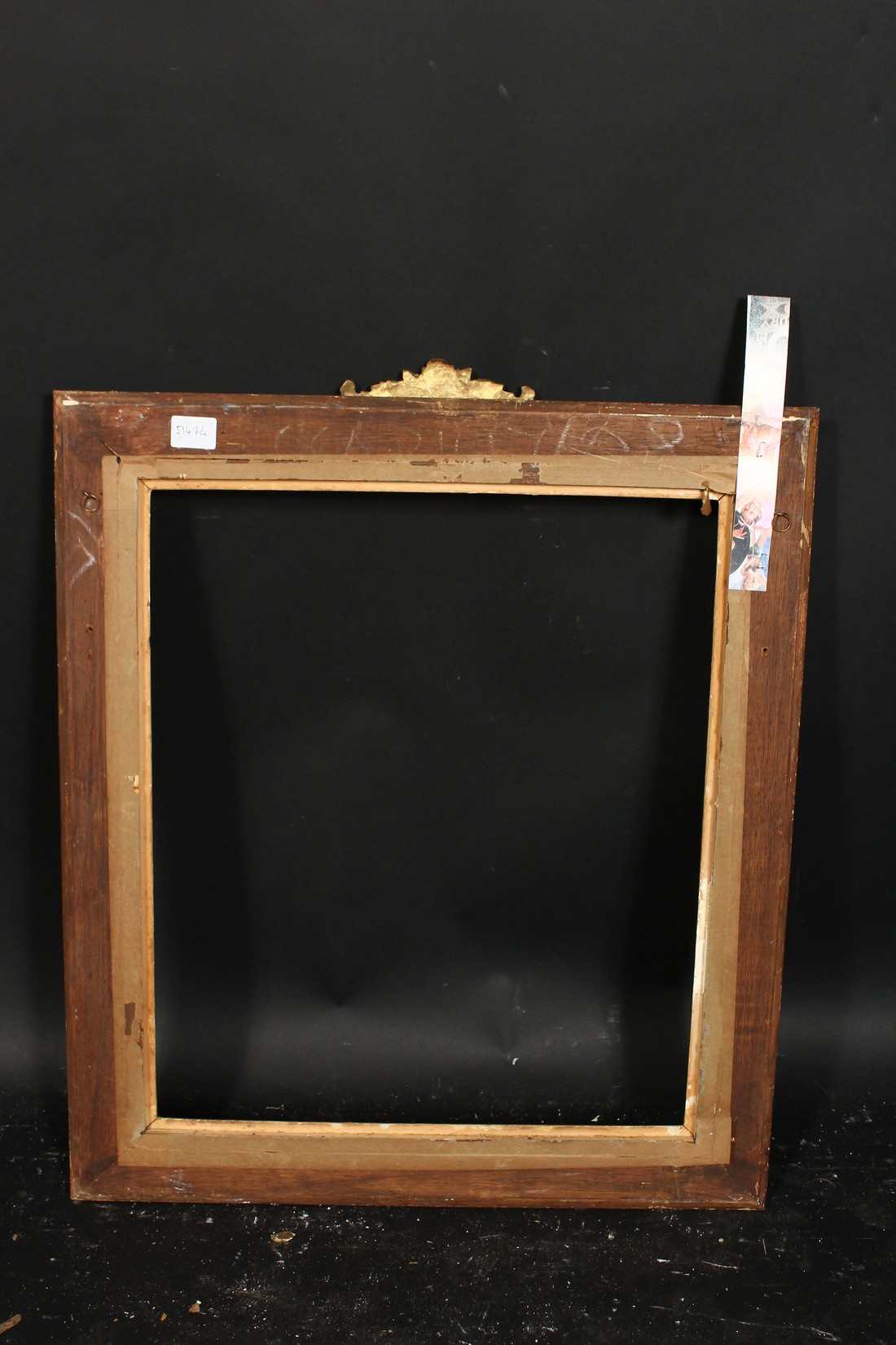 An early 20th century gilt composition frame with central cartouche, rebate size 19.75 x 16.5 , 50cm - Image 3 of 3