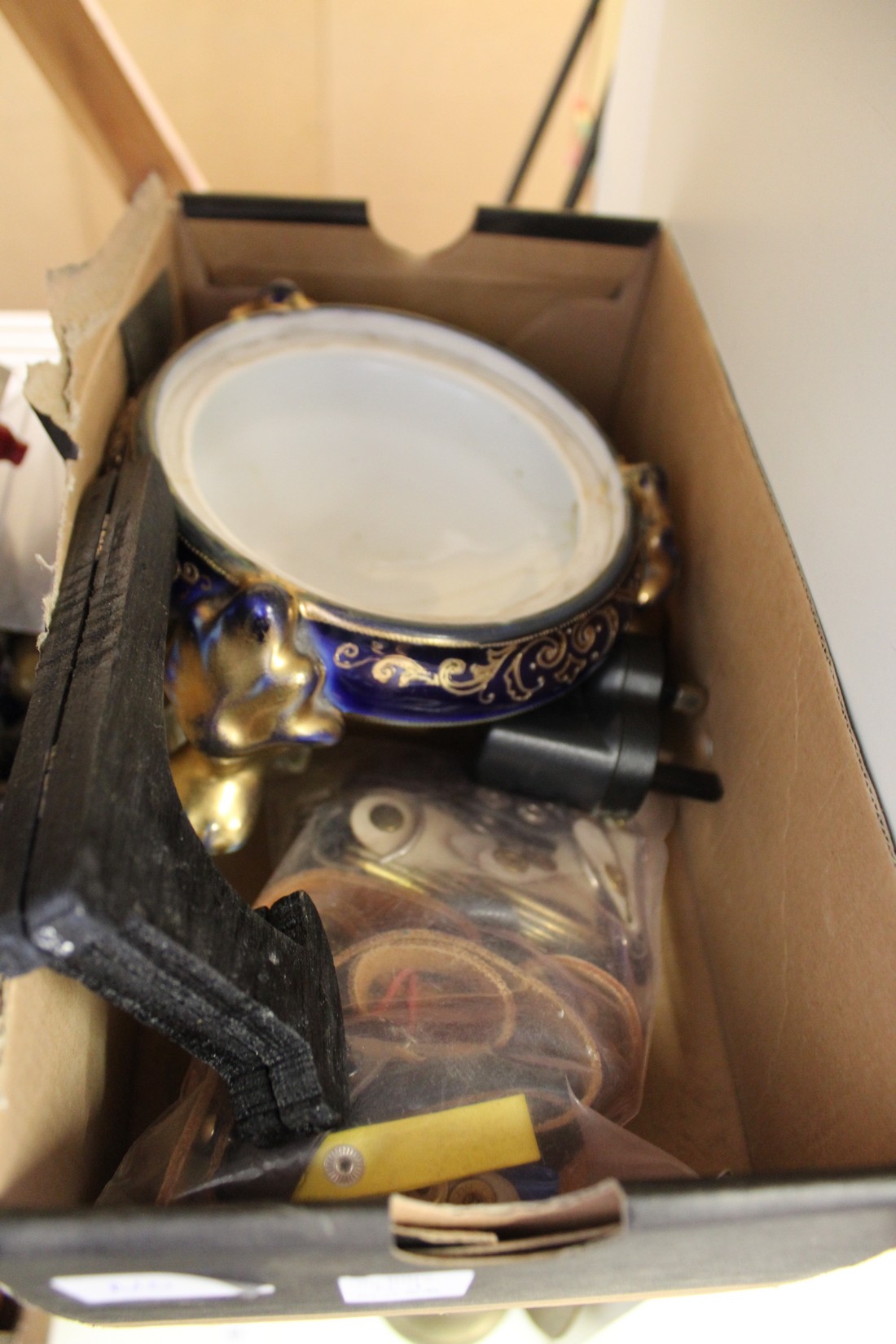 Miscellaneous items to include plate stands etc. - Image 4 of 4