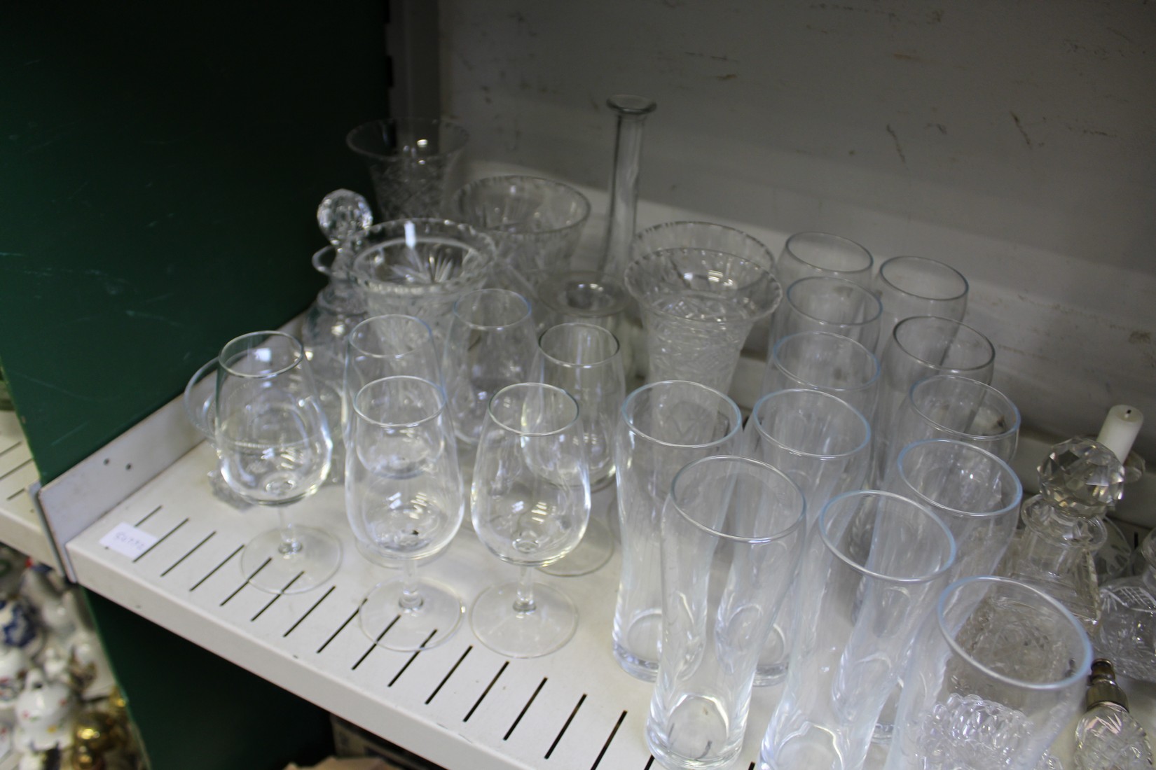 Household and other glassware. - Image 2 of 5