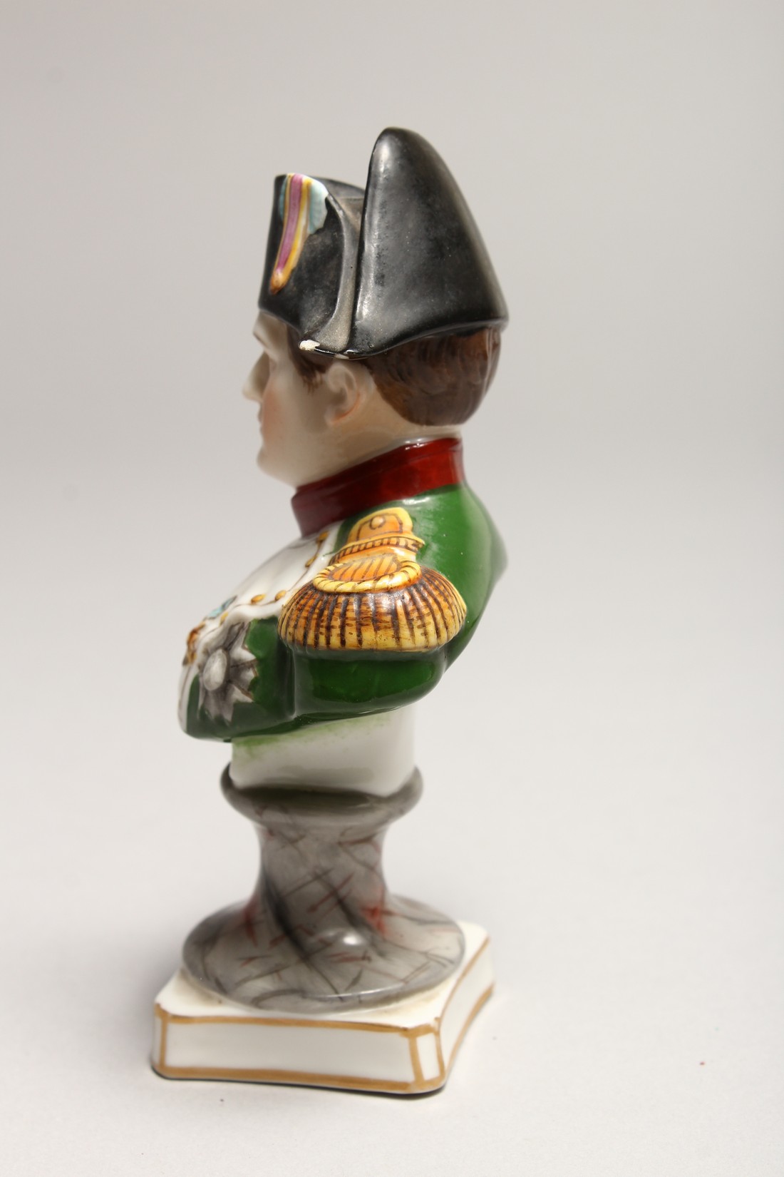 A SAMSON OF PARIS PORCELAIN BUST OF NAPOLEON 4.75ins high. - Image 2 of 5