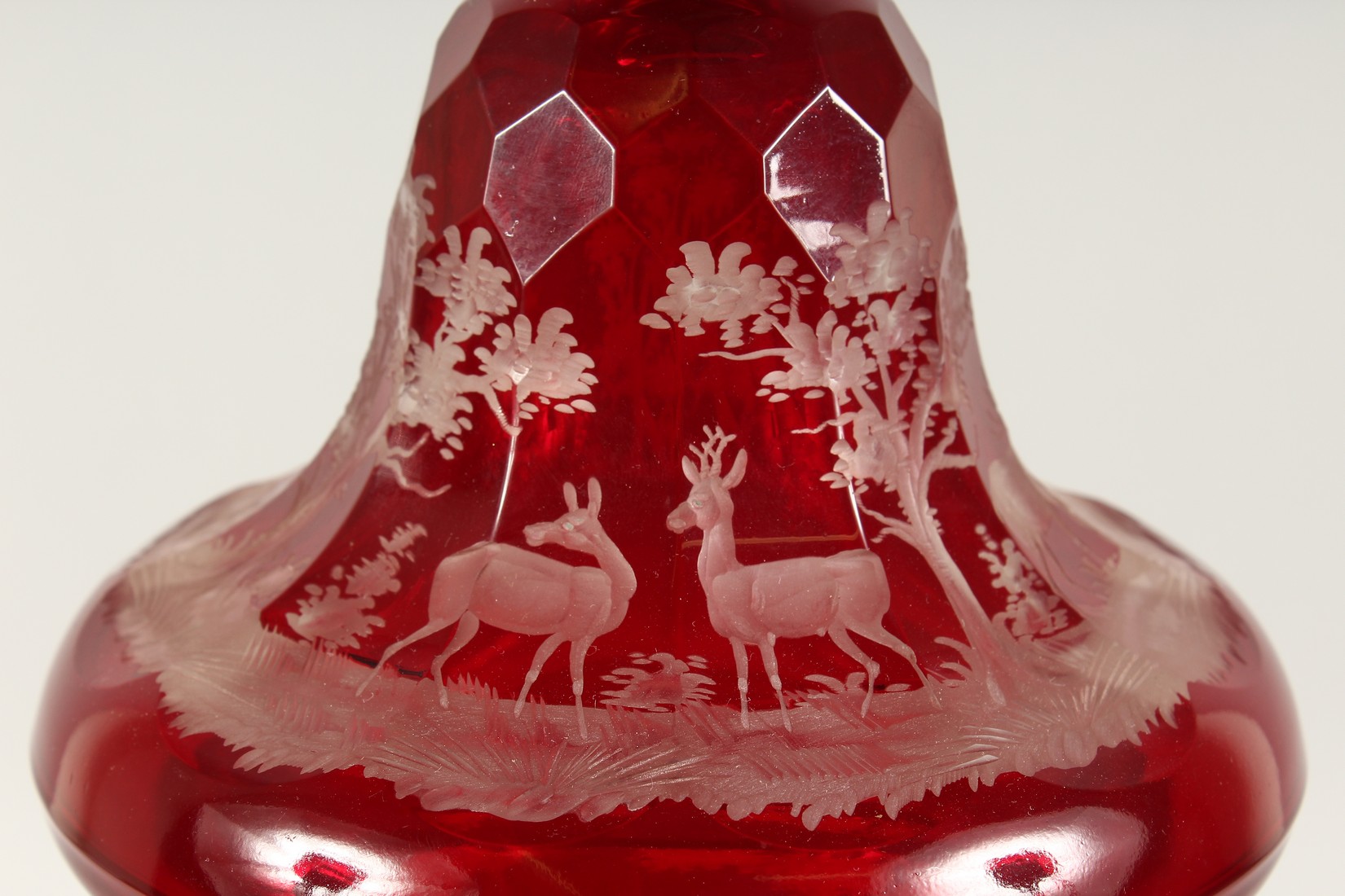 A SUPERB LARGE VICTORIAN BOHEMIAN RUBY GOBLET AND COVER etched with deer in a landscape. 20ins - Image 3 of 14