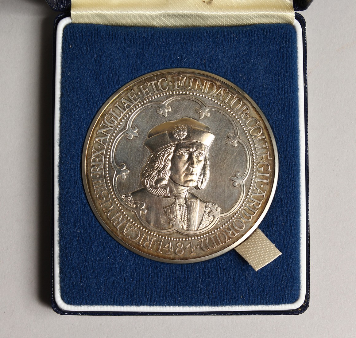 ST. HELENA AND ASENSION ISLAND NAPOLEON COMMERATIVE SILVER PROOF £25.00 IN A CASE, issued by the