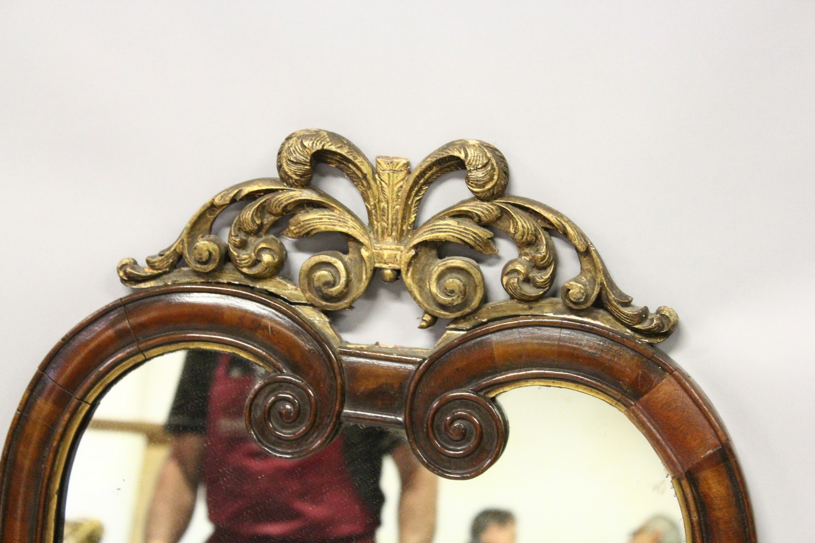 AN EARLY 18TH CENTURY WALNUT AND CARVED GILT UPRIGHT MIRROR 3ft 1ins high, 1ft 8ins wide. - Image 2 of 4