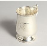 A GEORGE III SILVER BAULSTER SHAPED MUG London 1790, maker J. Eames