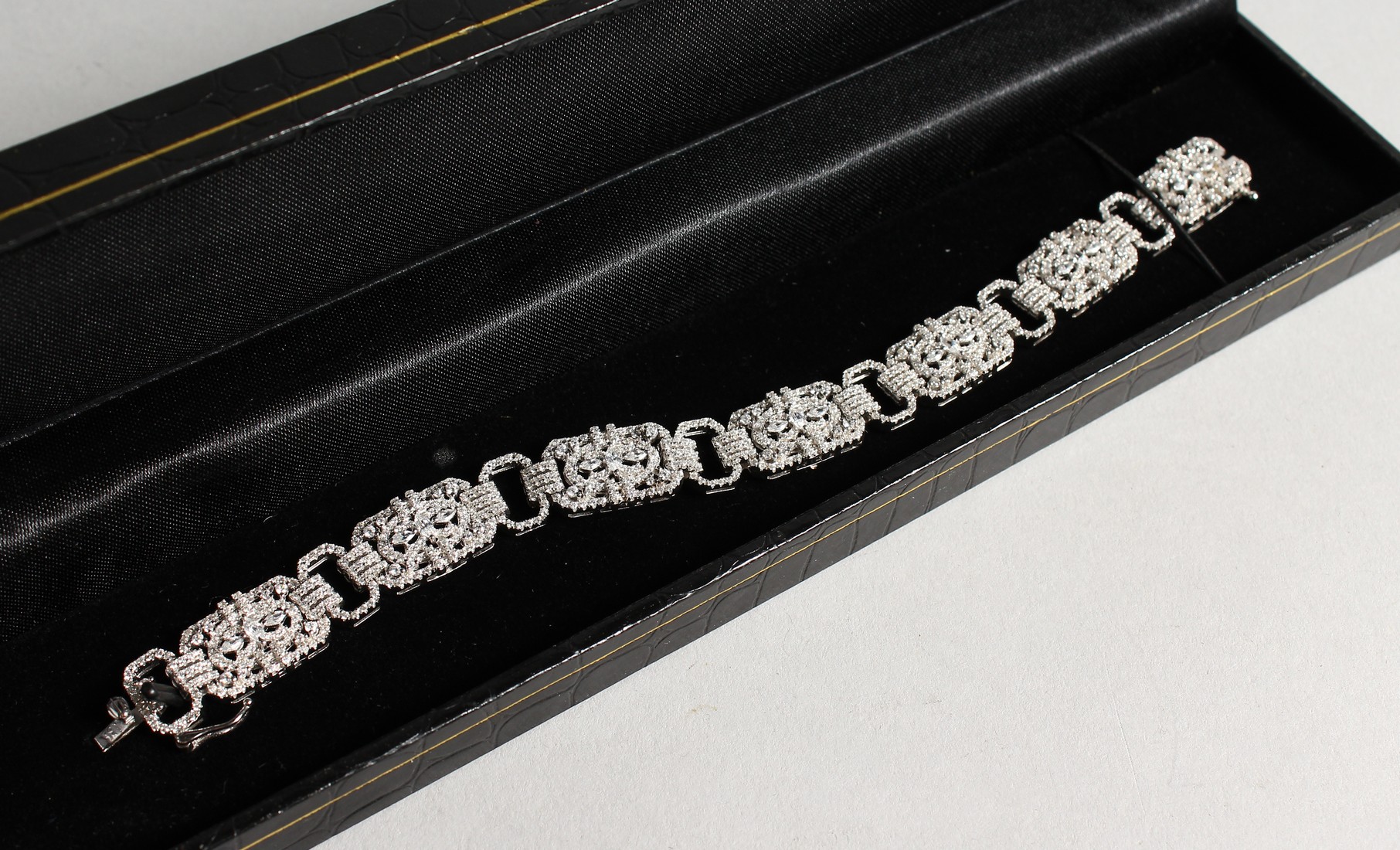 A SILVER ART DECO DESIGN BRACELET