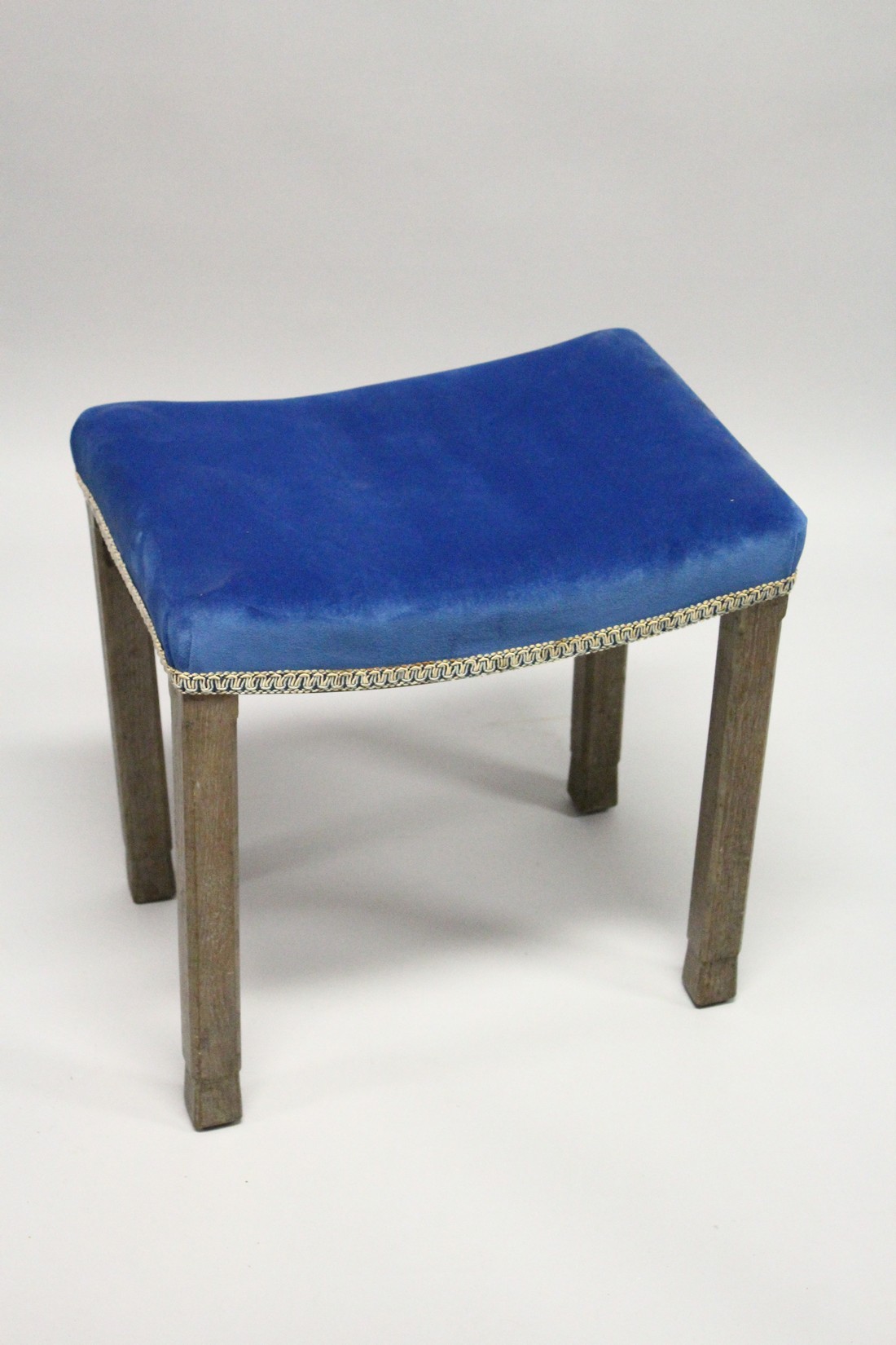 A GEORGE VI CORONATION STOOL with blue velvet seat by B North & Son. 1ft 8ins high, 1ft 3ins deep - Image 4 of 6