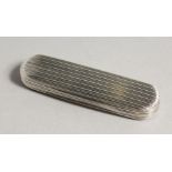 A GEORGE III LOSE RIBBED SILVER SNUFF BOX 3ins lon London 1803, maker, W. P.