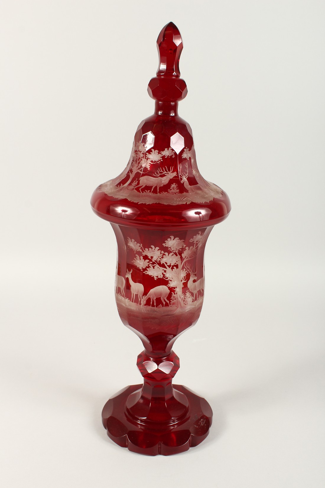 A SUPERB LARGE VICTORIAN BOHEMIAN RUBY GOBLET AND COVER etched with deer in a landscape. 20ins - Image 4 of 14