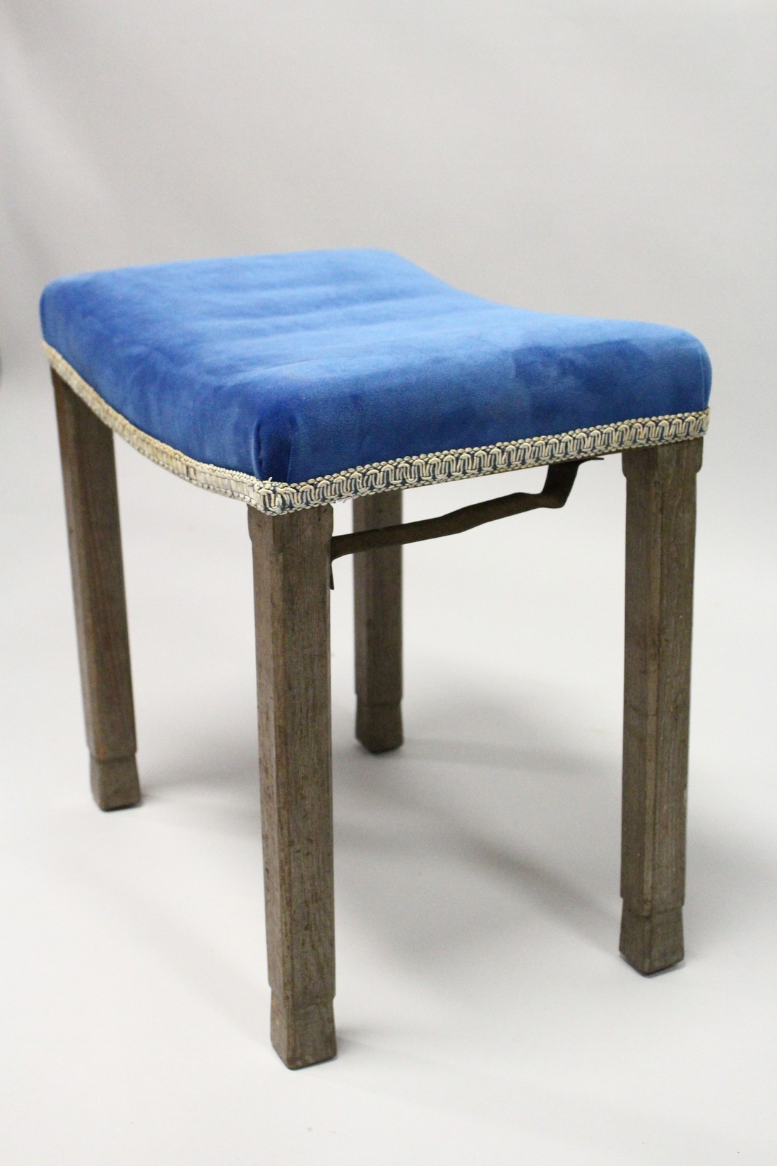 A GEORGE VI CORONATION STOOL with blue velvet seat by B North & Son. 1ft 8ins high, 1ft 3ins deep - Image 3 of 6