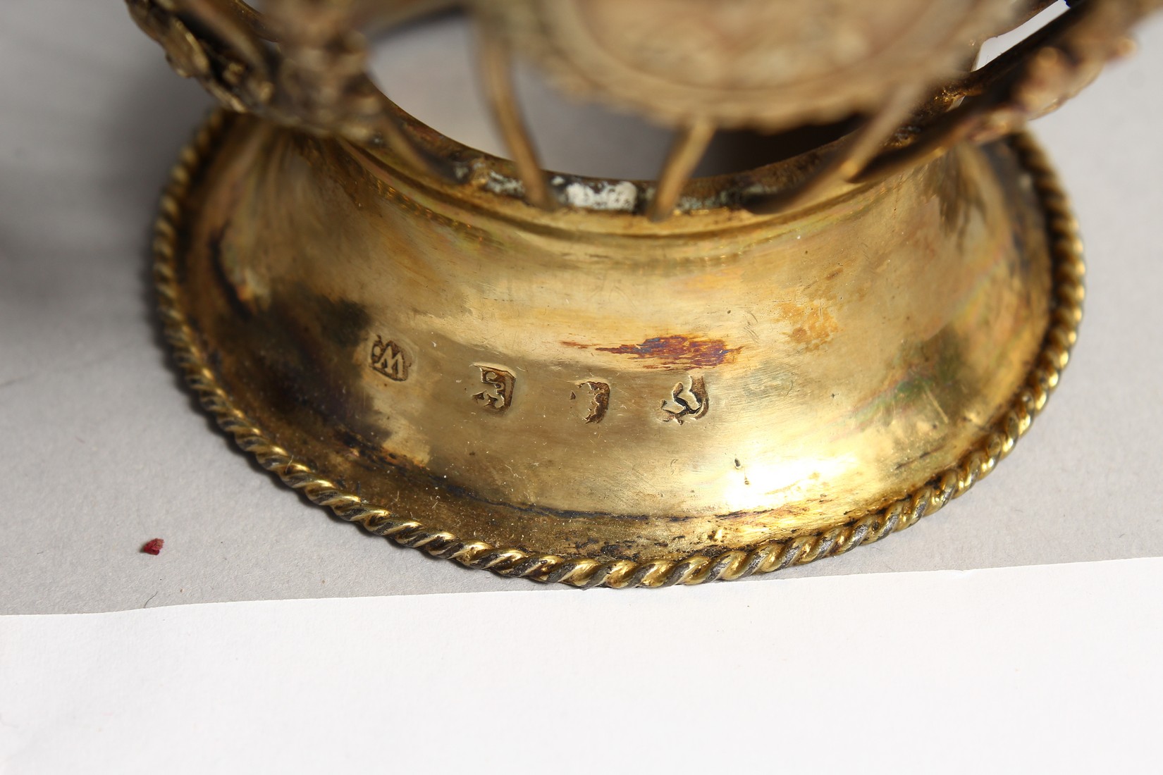 A GOOD GEORGE III SILVER GILT SUGAR BASKET with garlands and medallions and twist handle. London - Image 7 of 8