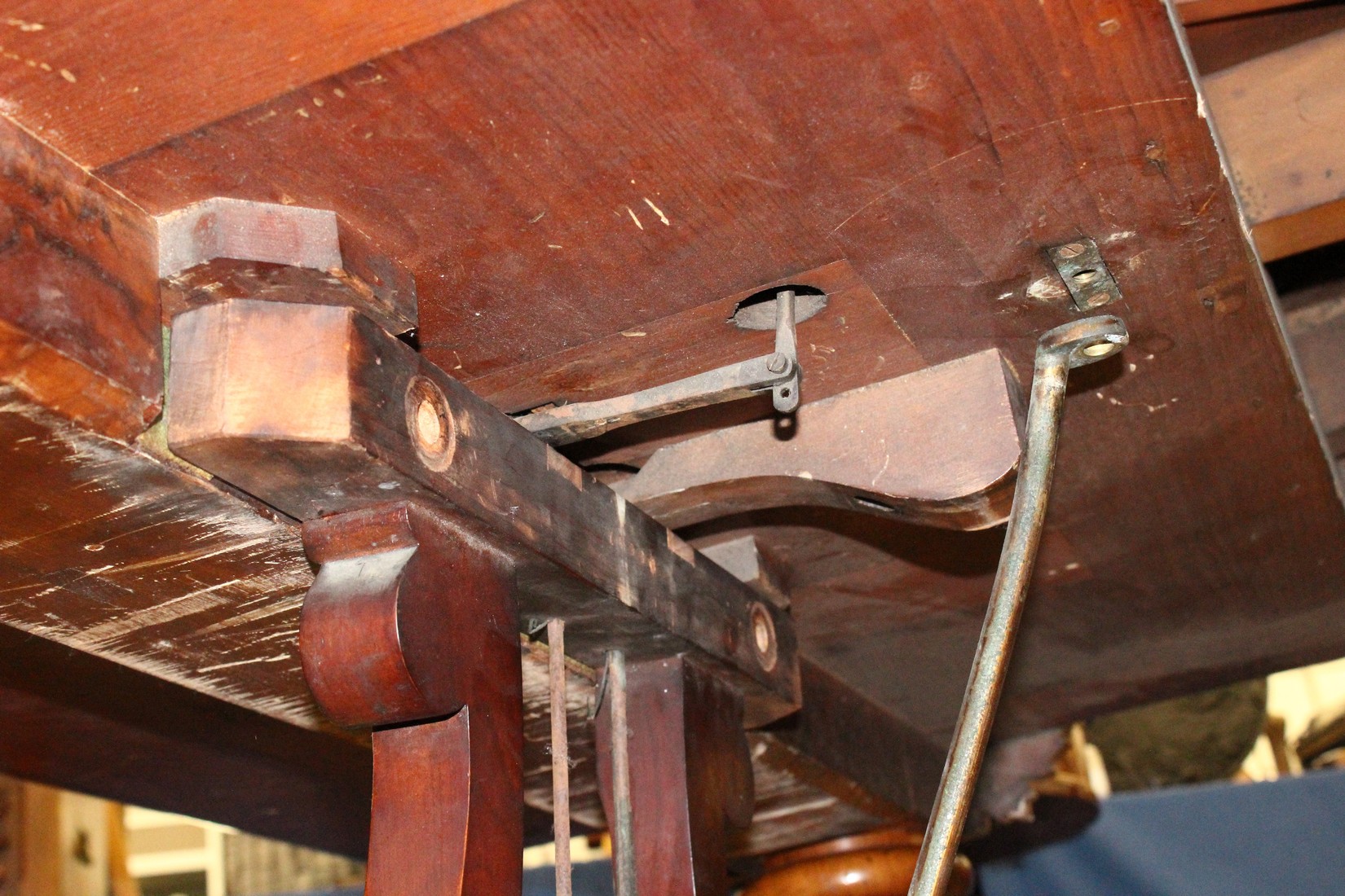 JOHN BROADWOOD & SONS, A good late 19th Centruy figured walnut Grand Piano, on turned and tapering - Image 7 of 19