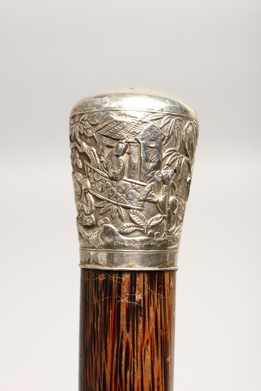 A VERY GOOD 19TH CENTURY CHINESE SILVER TOP WALKING CANE 2ft 11ins long. - Image 3 of 7