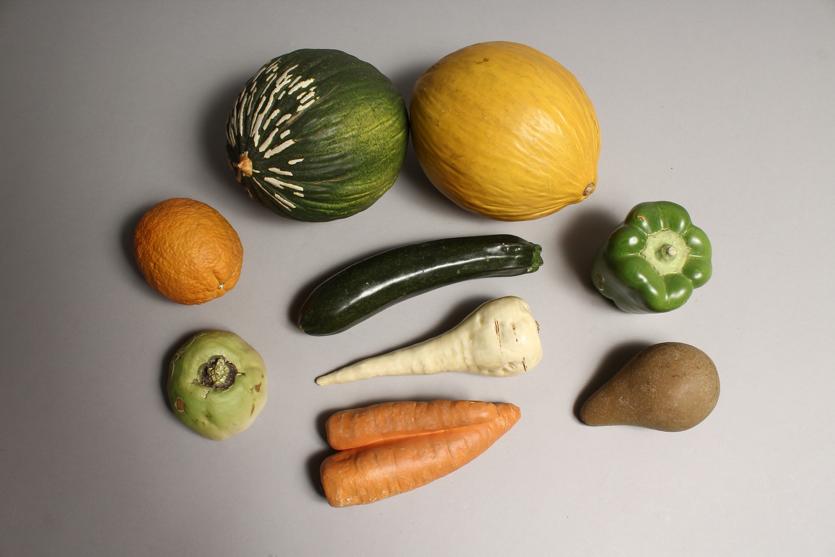 A BOX OF NINE PIECES OF TERRACOTTA FRUIT - Image 2 of 3