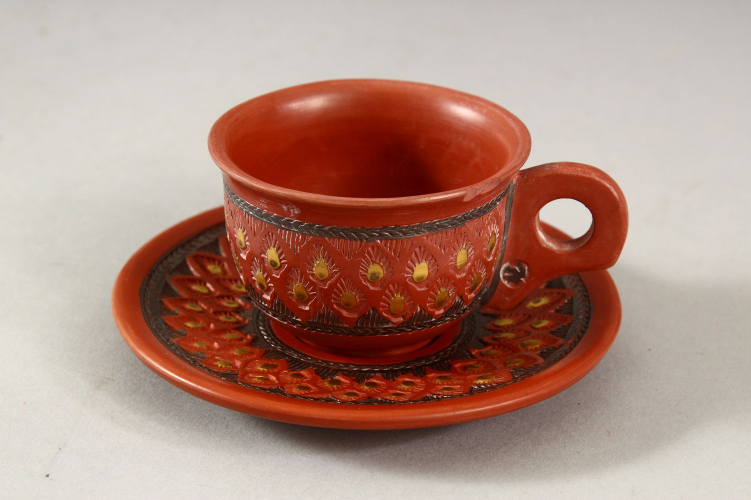 A MIXED LOT OF TURKISH TOPHANE POTTERY - comprising 2 x cup & saucers plus 3 x pipes. - Image 6 of 6