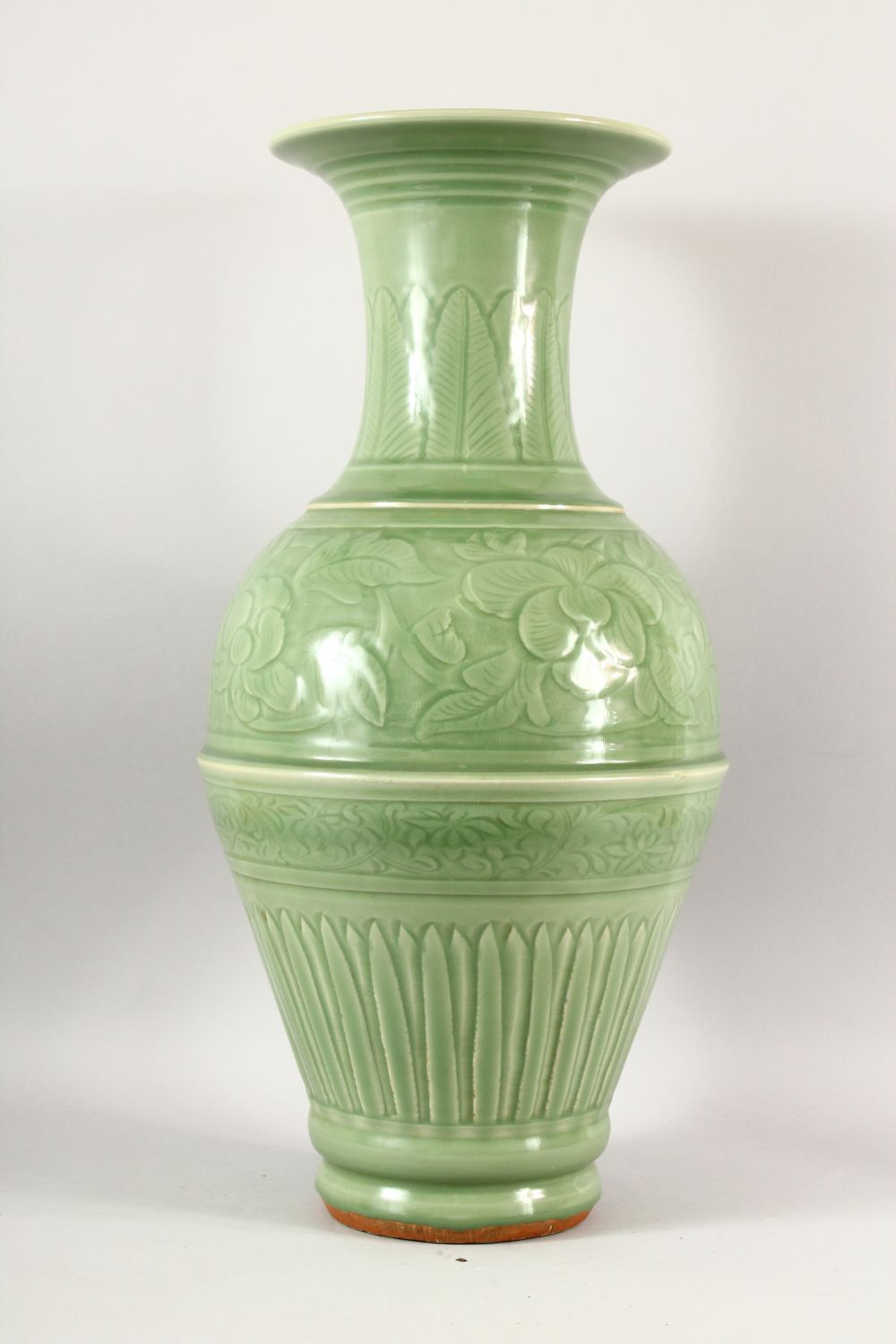 A VERY GOOD LARGE CHINESE CELADON VASE, with panels of flowers and fluted base, 64cm high. - Image 4 of 6