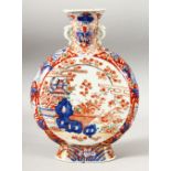 A JAPANESE IMARI TWIN HANDLE PORCELAIN MOONFLASK, decorated in the typical imari style, the base