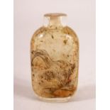 A CHINESE REVERSE PAINTED GLASS SNUFF BOTTLE - 6cm