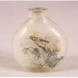 A CHINESE REVERSE PAINTED GOLDFISH SNUFF BOTTLE - 5cm