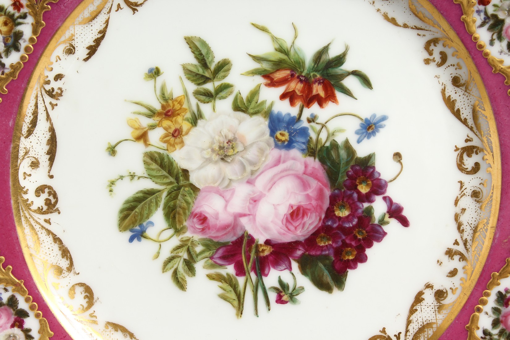 A 19TH CENTURY FRENCH DENVELLE PORCELAIN PLATE with rose coloured border, vignettes of flowers, gilt - Image 2 of 11