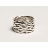 A SILVER KNOT RING