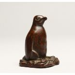 A GOOD JAPANESE BRONZE PENGUIN 2ins long