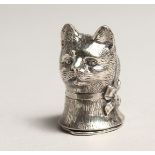 A SILVER NOVELTY CAT'S HEAD VESTA