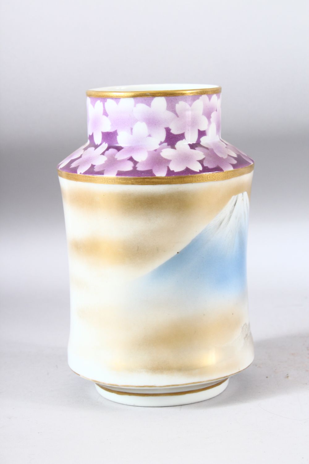 A JAPANESE MOUNT FUJI PORCELAIN VASE, the body painted with an atmospheric view of mount fuji with - Image 4 of 8