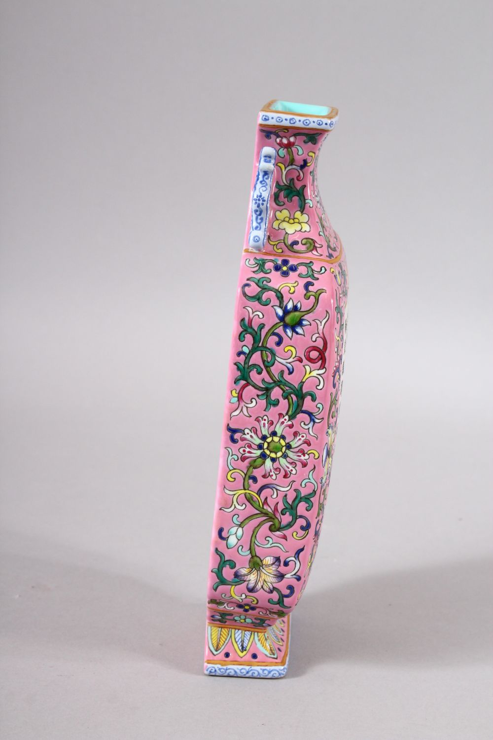 A GOOD CHINESE FAMILLE ROSE PORCELAIN WALL POCKET VASE, the body decorated with colourful floral - Image 2 of 8