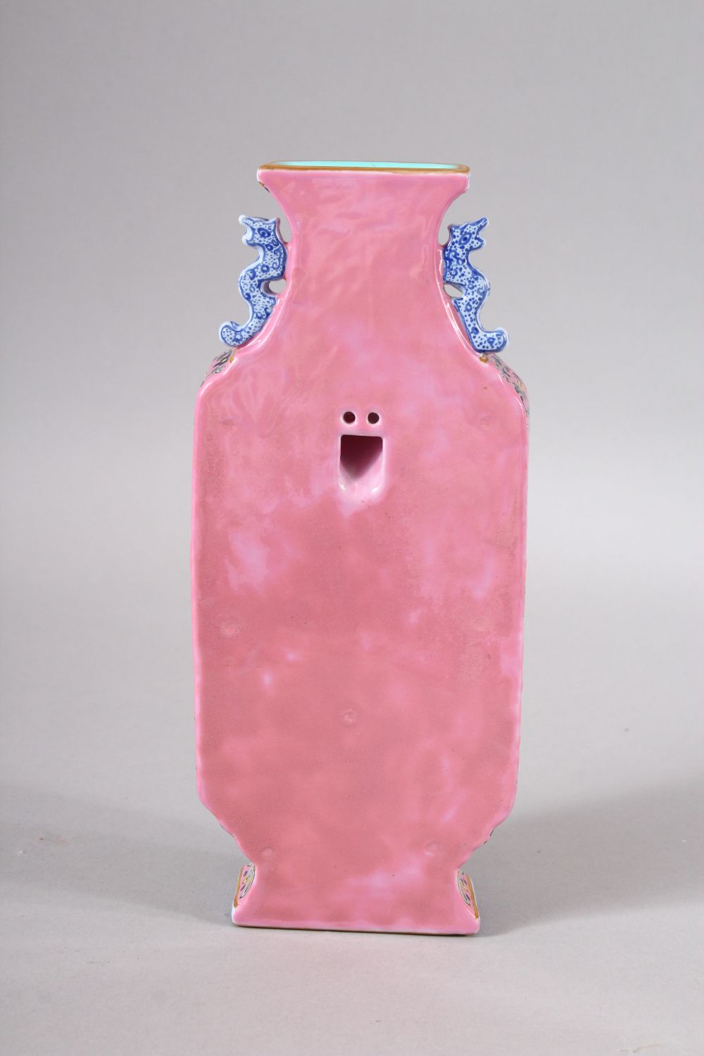 A GOOD CHINESE FAMILLE ROSE PORCELAIN WALL POCKET VASE, the body decorated with colourful floral - Image 3 of 8