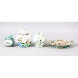 A MIXED LOT OF 4 CHINESE PORCELAIN ITEMS - comprising a small 19th century famille rose porcelain