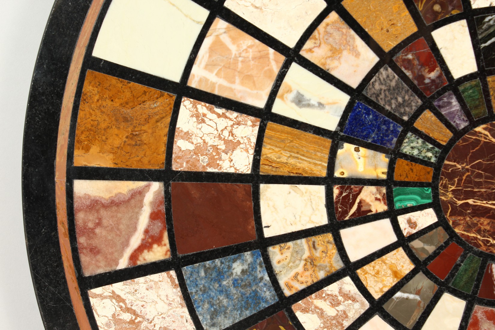 A VERY GOOD SPECIMEN MARBLE CIRCULAR TABLE TOP, with radiating bands and sections of various marbles - Image 6 of 11