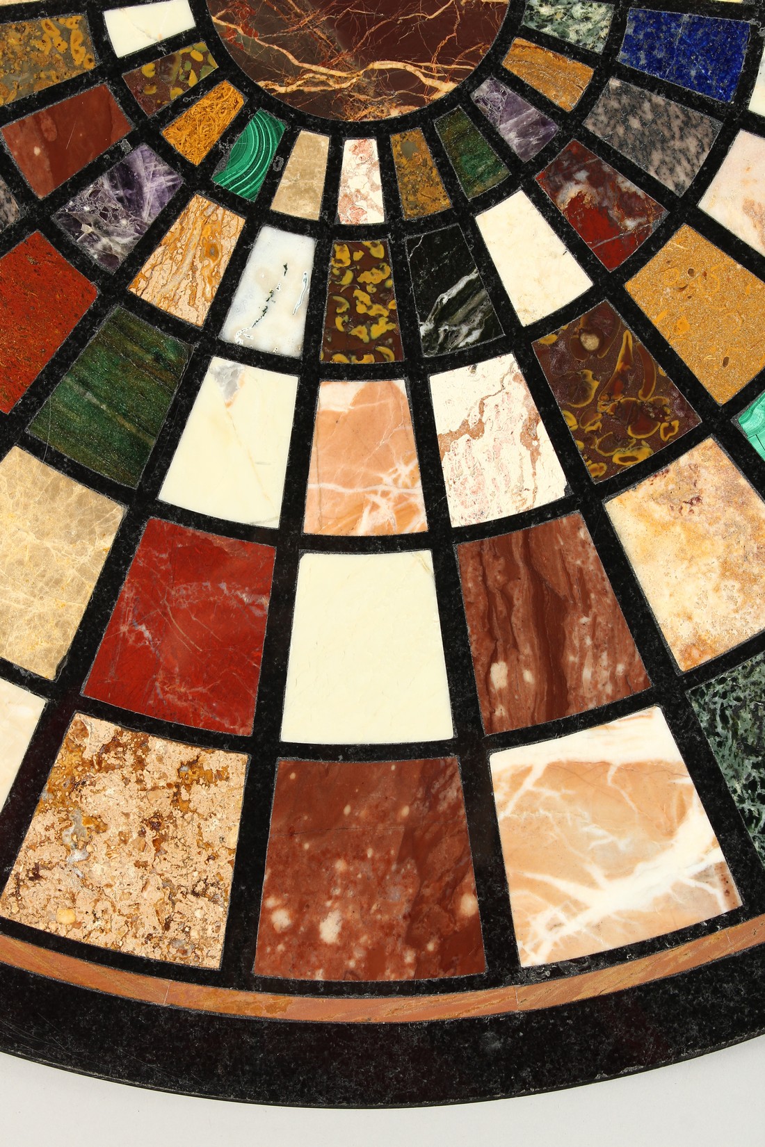 A VERY GOOD SPECIMEN MARBLE CIRCULAR TABLE TOP, with radiating bands and sections of various marbles - Image 8 of 11