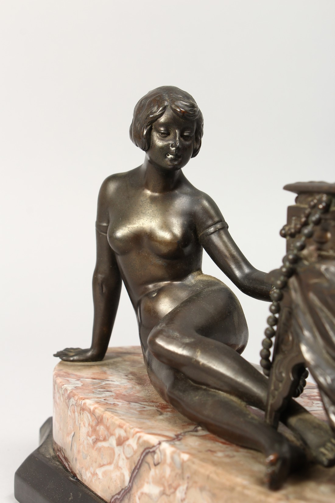 A BRONZE DECO NUDE on a marble base. 10ins long. - Image 3 of 5