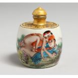 A CHINESE PORCELAIN EROTIC SNUFF BOTTLE.